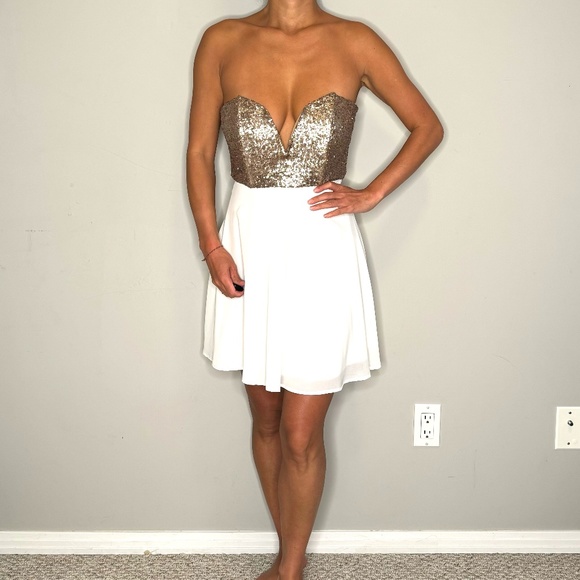 TOBI Bronze Sequin White Sheer Mini Dress Women's Small - Picture 1 of 5